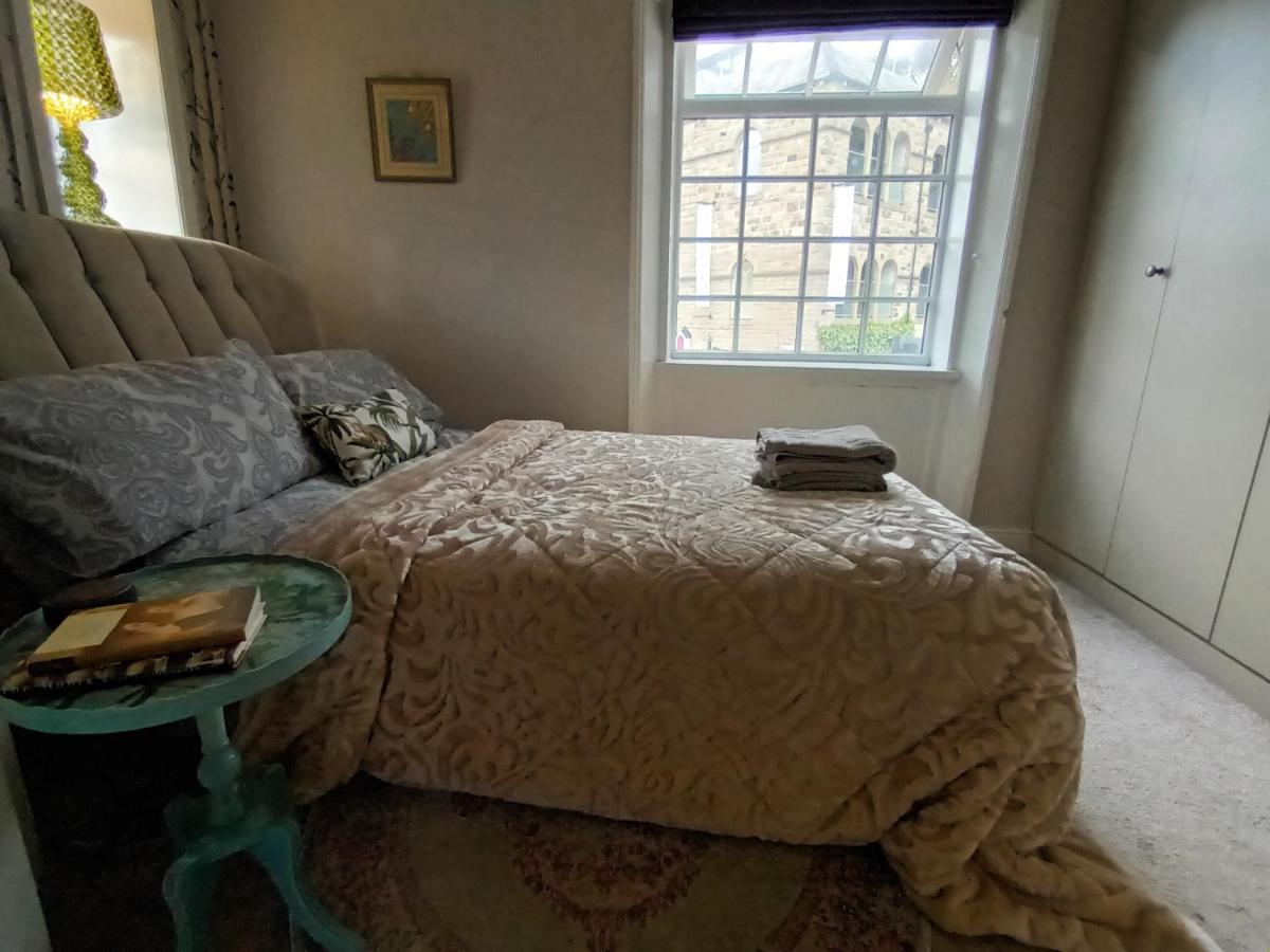 4 Bedroom Period Townhouse In The Heart Of Hebden هيبدين بريدج المظهر الخارجي الصورة