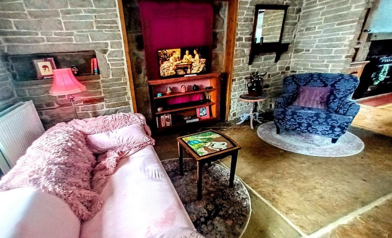4 Bedroom Period Townhouse In The Heart Of Hebden هيبدين بريدج المظهر الخارجي الصورة